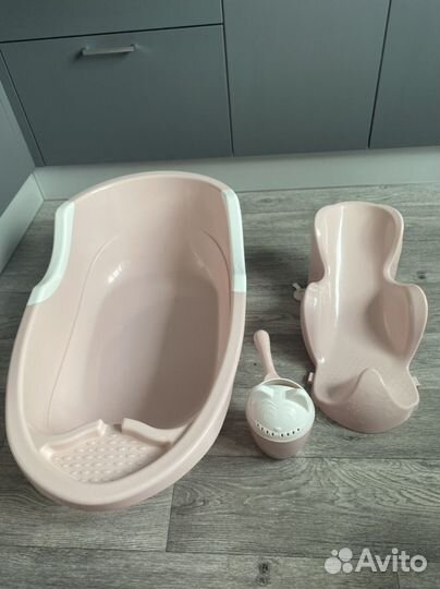 Ванна для купания с горкой