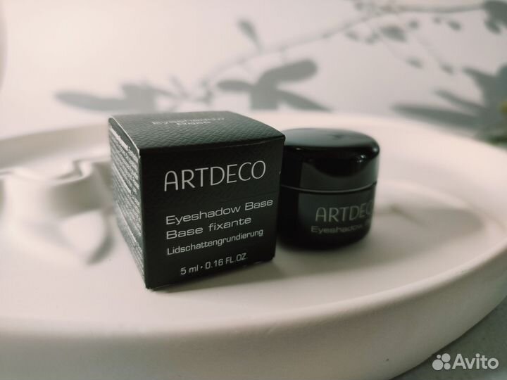 Основа для теней artdeco eyeshadow base
