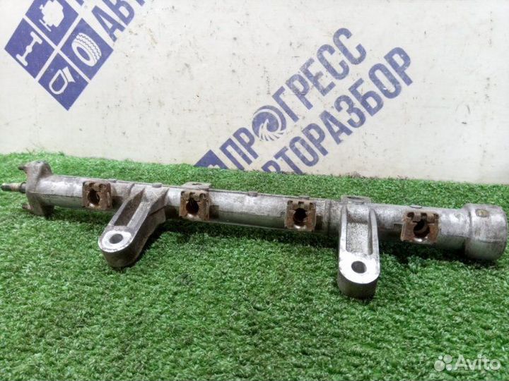 Топливная рампа Hyundai Getz хэтчбек 1.3 G4EA 2004