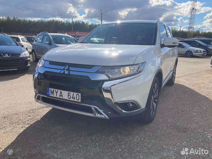 По запчастям Mitsubishi outlander 2021г 3 рестайл