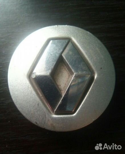 Renault центральный колпачок оригинал 56мм