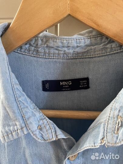 Джинсовая рубашка Mango