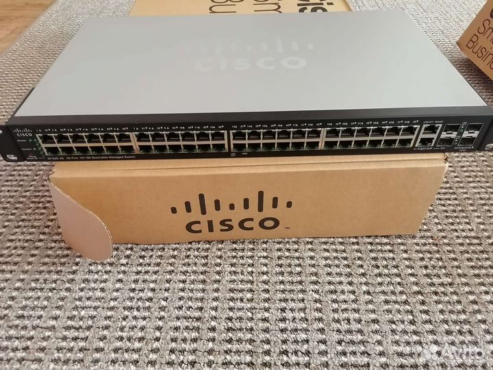 Коммутатор Cisco SF500-48