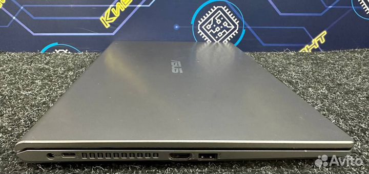 Asus X515D (R3-3250U, 8GB, SSD256, Vega 3)