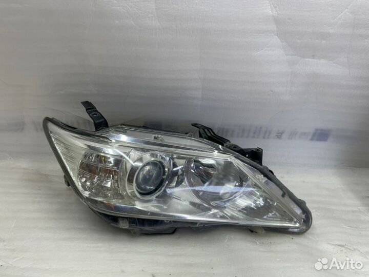 Фара галоген передняя правая Тoyota Camry V50