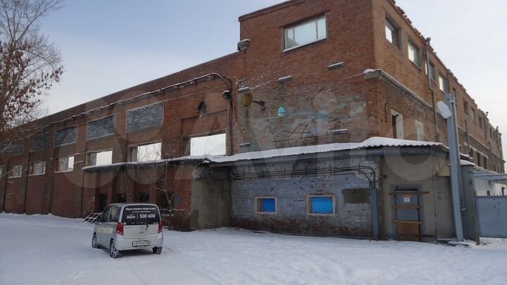 Производственное помещение, 6700.3 м², с землей