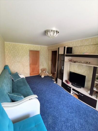 3-к. квартира, 60 м², 1/5 эт.