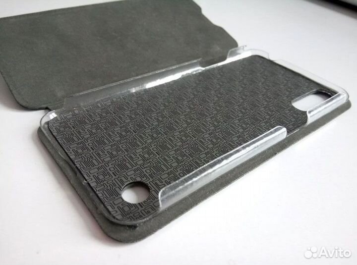 Чехол-книжка на Samsung Galaxy A01 (черная)