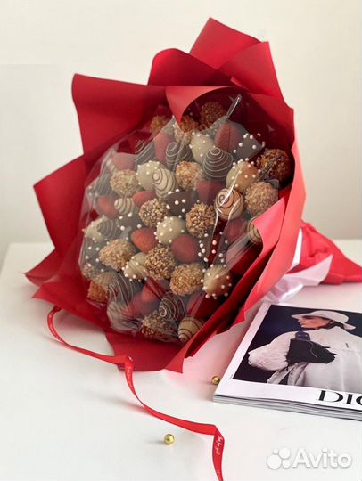 Букет из клубники в шоколаде