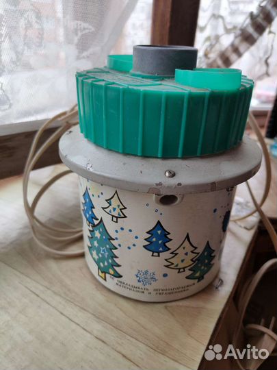 Подставка - вертушка под елку