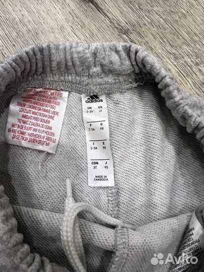 Спортивный костюм adidas 98-104