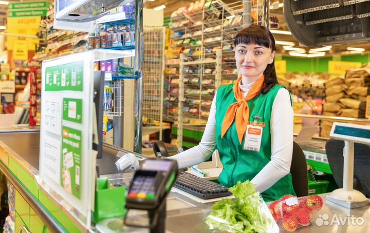 Продавец-кассир с обучением (Октябрьский пр.25)