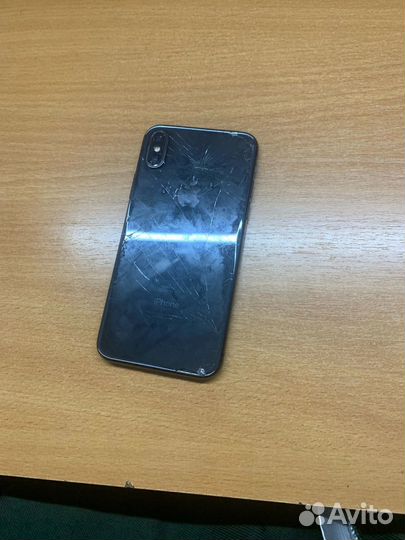 iPhone, 8 ГБ