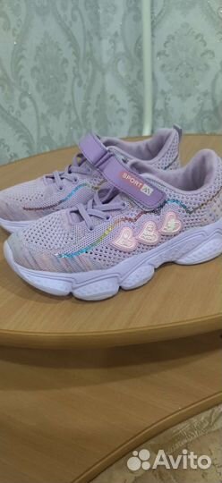 Кроссовки для девочки размер 36