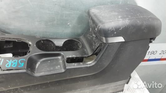 Подлокотник центральный hyundai IX35 1 (5BR15IX01)