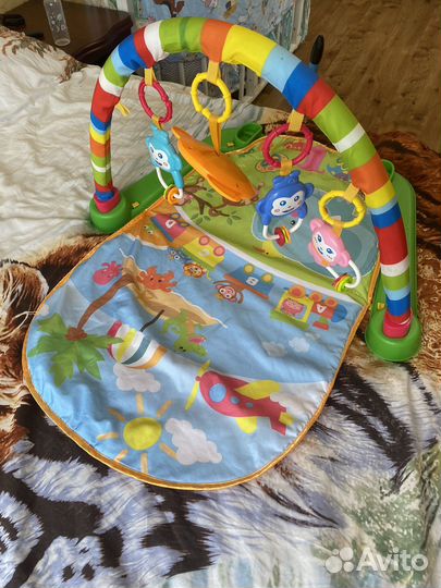 Развивающий коврик