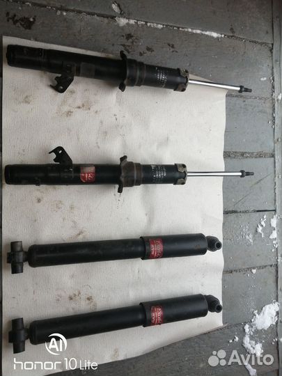 Амортизатор автомобильный mazda