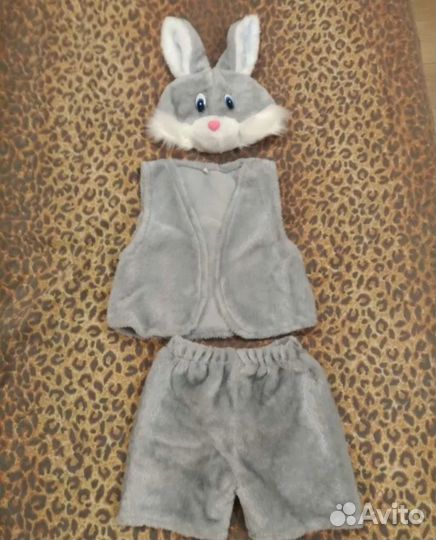 Новогодний костюм зайца 104