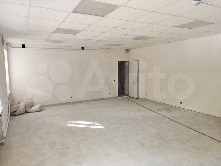 Торгово-офисное помещение с ремонтом 44,1 кв.м