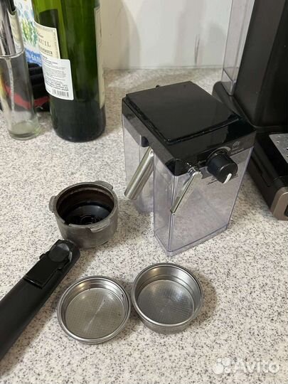 Кофемашина Vitek VT-1517 BN