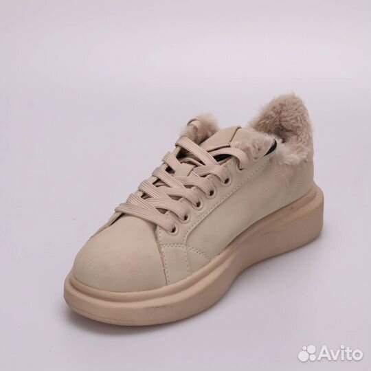 Кроссовки Pull&Bear (24 4,0 36 Бежевый Уценненый)