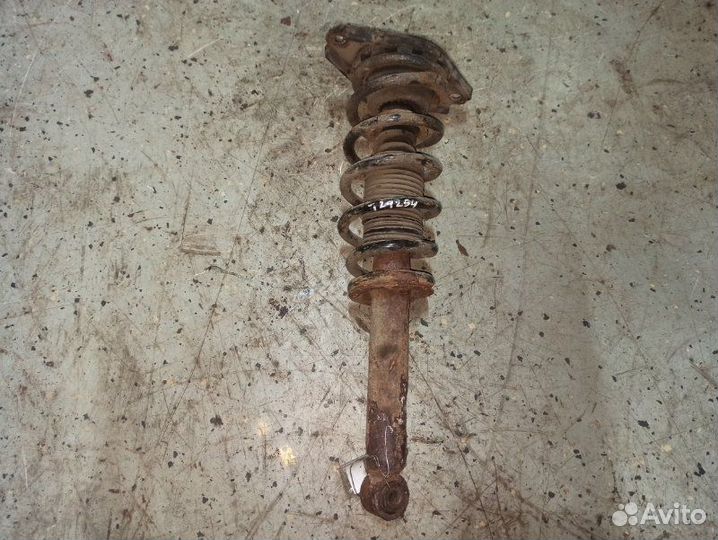 Стойка подвески задняя Nissan Primera P12 лифтбек