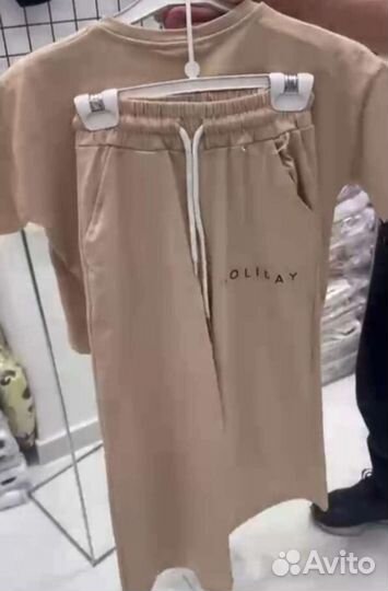 Костюм Zara новый