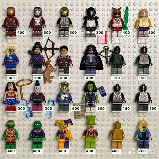 Lego minifigures