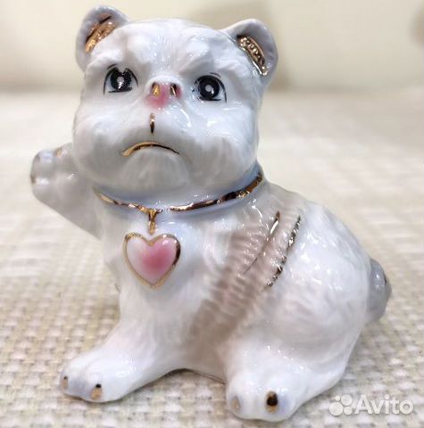 Статуэтка собака