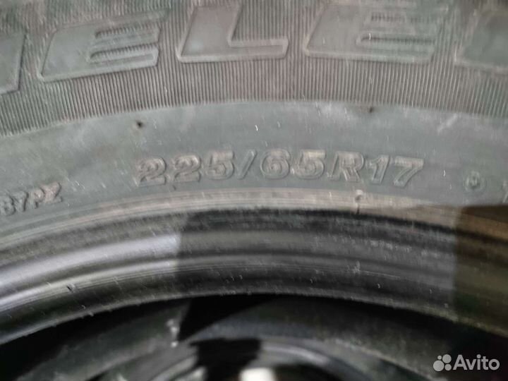 Bridgestone Desert Dueler 225/65 R17