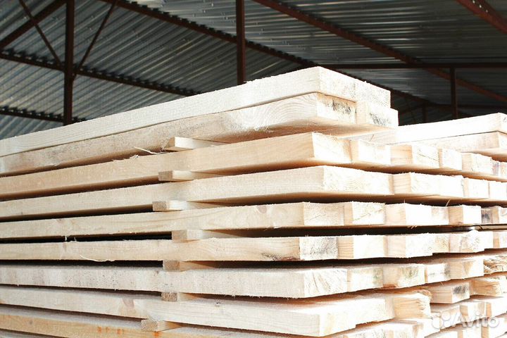 Доска обрезная 25х10х6000. Пиломатериалы