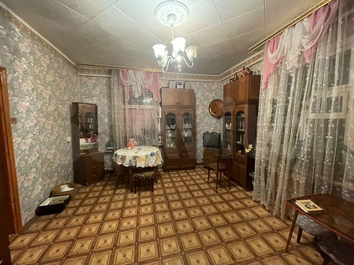 3-к. квартира, 63 м², 1/1 эт.