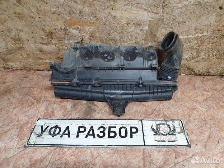 Корпус воздушного фильтра 1,6 АКПП EP6 Citroen C4