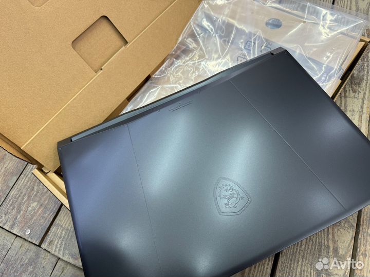 Новый игровой ноутбук MSI Katana 17