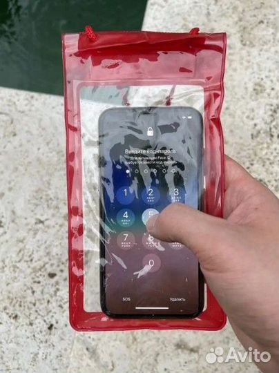 Водонепроницаемый чехол для телефона и денег