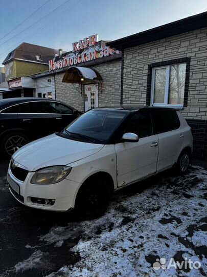 Skoda Fabia 1.4 МТ, 2009, 250 000 км