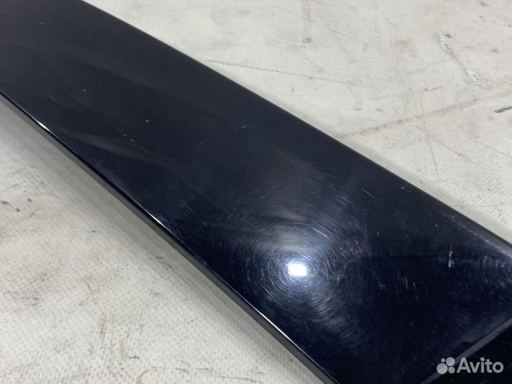 Накладка стойки двери передняя правая Audi Q3 8U