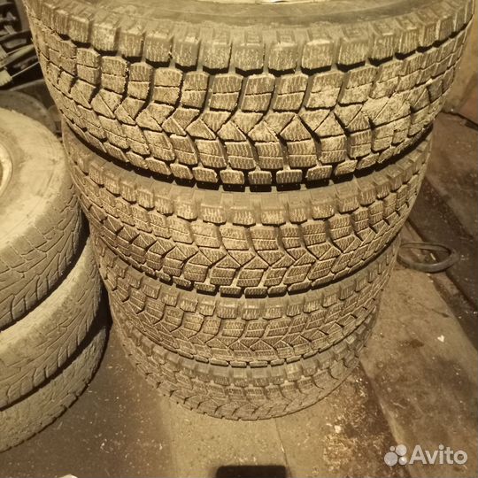 Maxxis Premitra Ice Nord NS5 (5 SUV) 215/65 R16