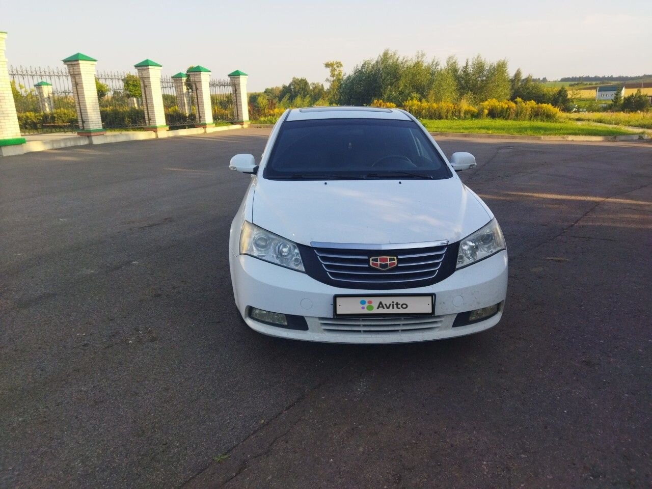 Geely Emgrand EC7: фото владельца