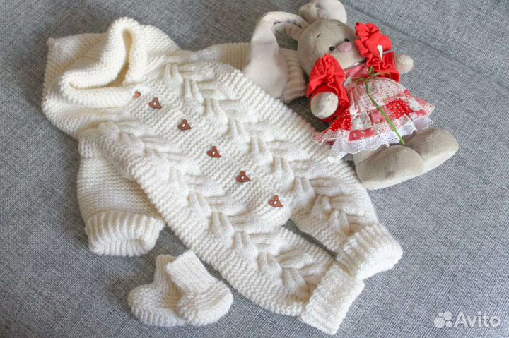 Комплект на выписку новый