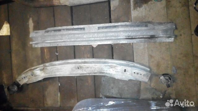 Усилитель бампера Audi A4 B6 2004 Avant