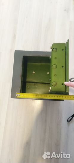 Советский мощный сейф 27 см. * 29 см