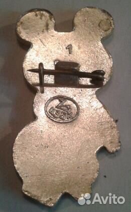 Олимпийский мишка, значок