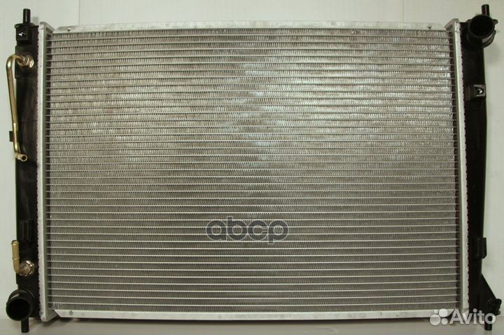 327556J Радиатор охлаждения Kia soul 2,0 AT 10