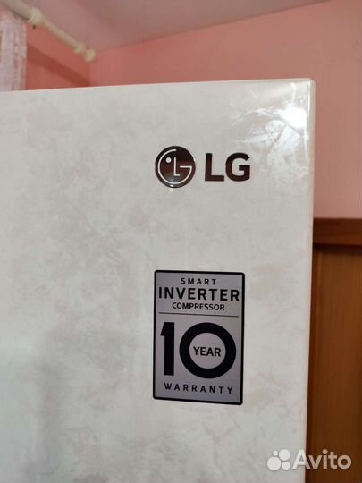 Холодильник LG новый