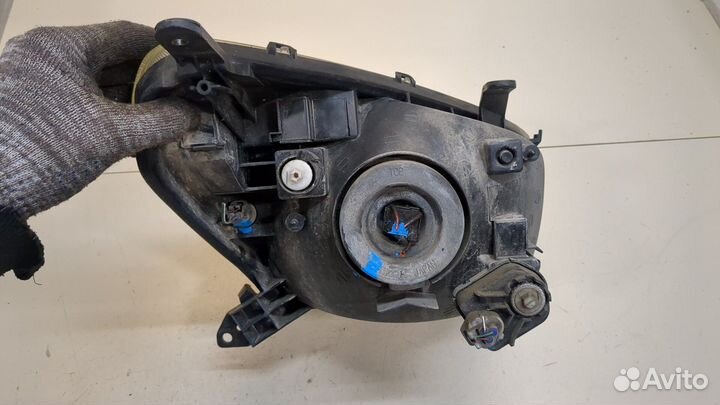 Фара (передняя) левая Toyota RAV 4, 2002