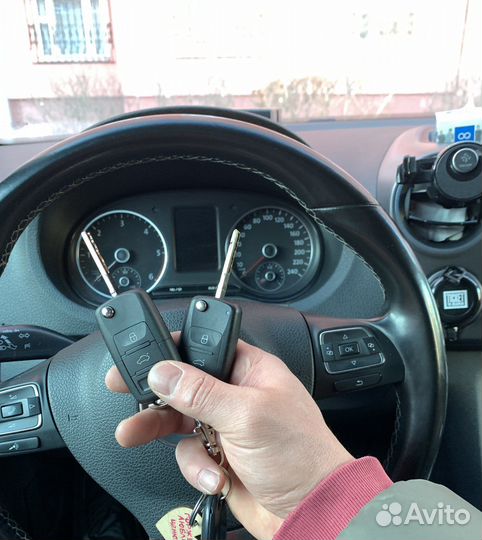 Выкидной ключ Volkswagen (с программированием)