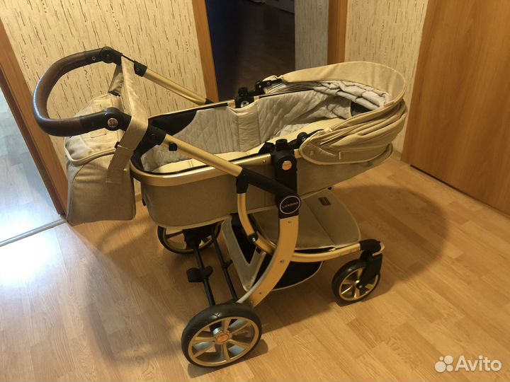 Коляска в идеальном состоянии