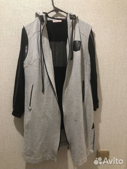 Спортивный костюм женский