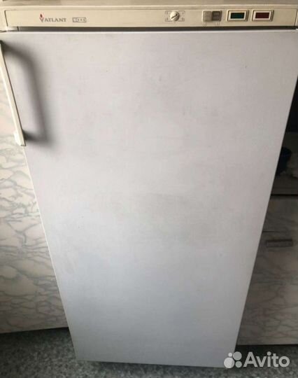 Морозильник atlant в рабочем состоянии